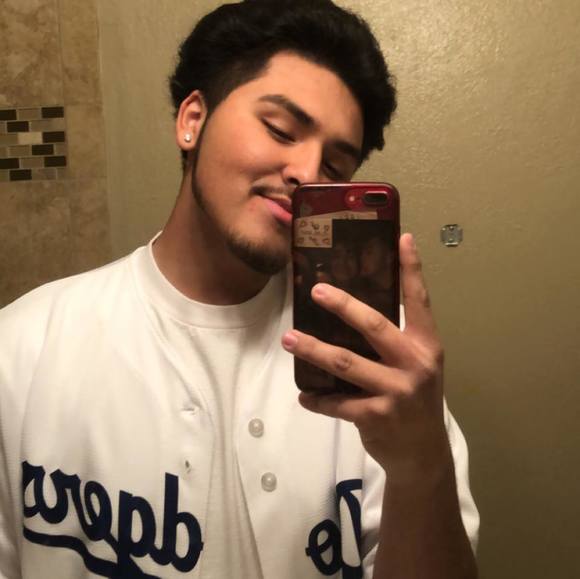 Poshmark profile picture for @evade
